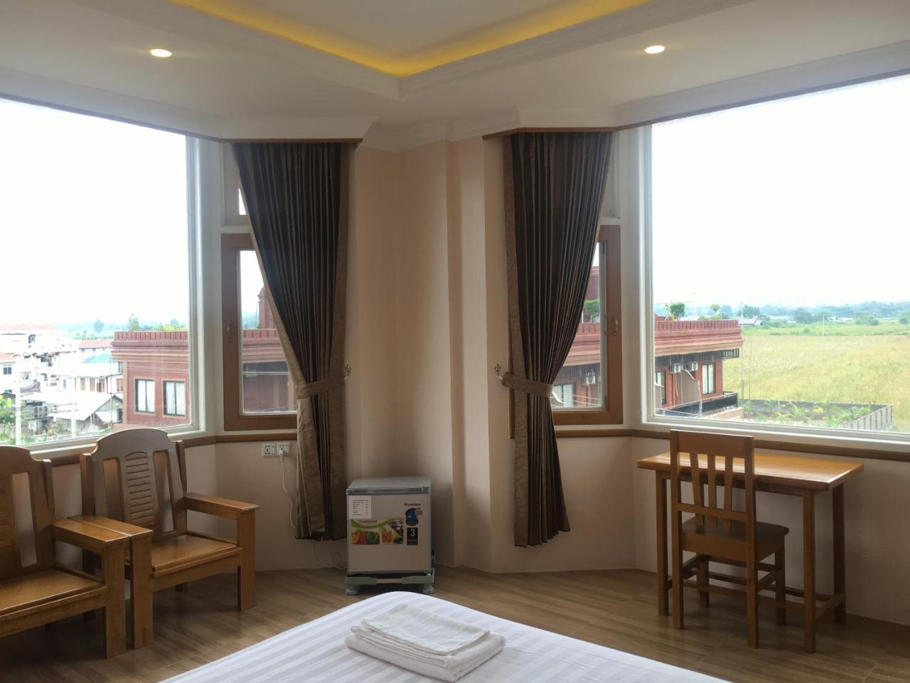 Five One Star Hotel Nyaungshwe Township Exterior photo